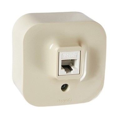 Розетка RJ-45 Legrand Quteo одиночная, кат. 5е, слоновая кость