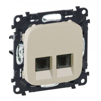 Розетка RJ-45 Legrand Valena Allure двойная, cat. 6, до 1000 Мб/с, слоновая кость 753843
