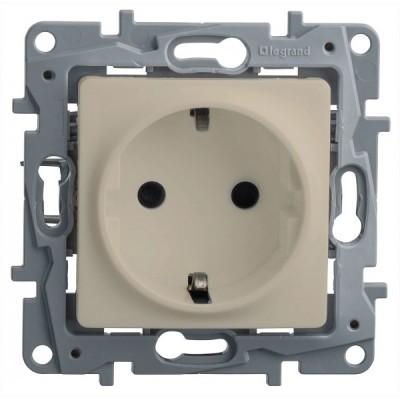 Розетка силовая Legrand Etika 2K+3 на винтах, слоновая кость 672321