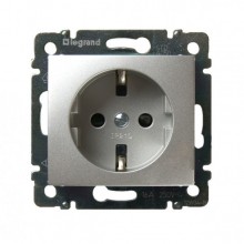 Розетка силовая Legrand Valena Classic 2K+3 на винтах, алюминий 770120