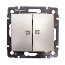 Выключатель двухклавишный Legrand Valena Classic с подсветкой, алюминий 770128