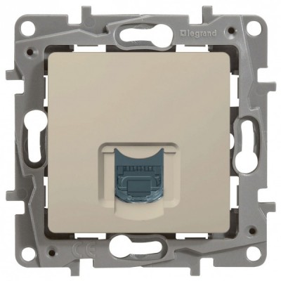 Розетка RJ-45 Legrand Etika одиночная, cat. 6, слоновая кость 672353